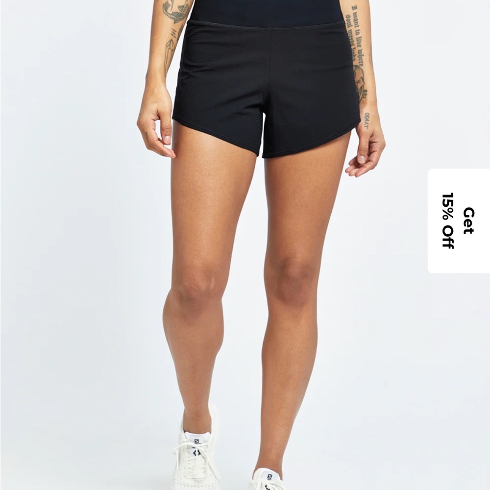 Oiselle High Rise Roga Shorts